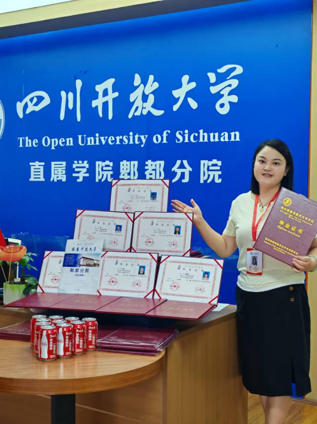 学历任老师¹³⁹⁸⁰⁶¹²⁴⁰⁴